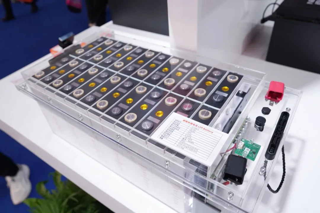 6811e39c11725 6811e39c11725